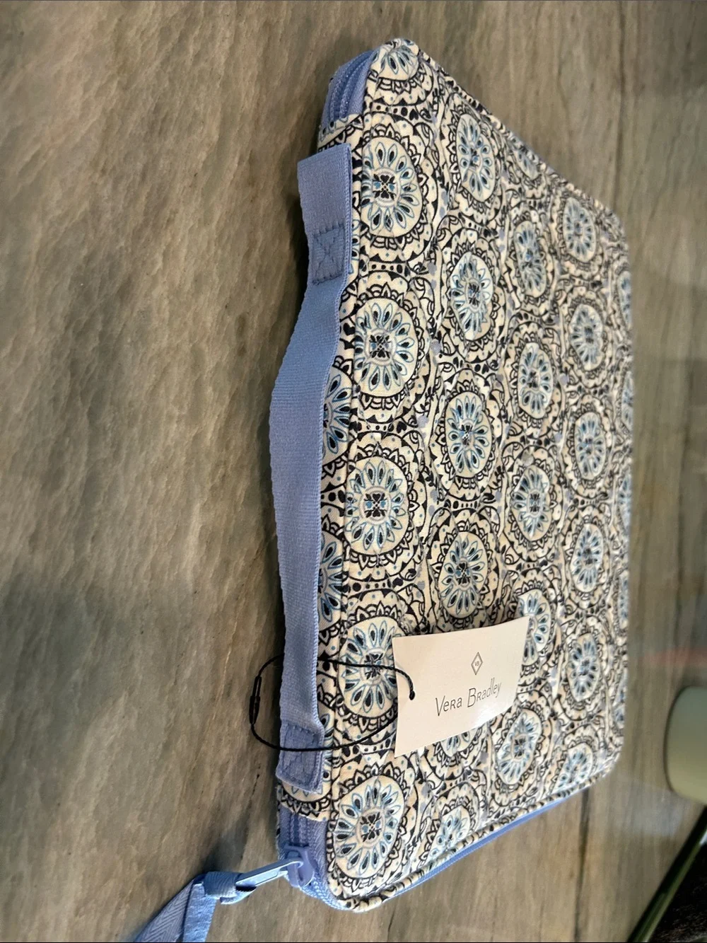 Vera Bradley NWT Mini Sketched Medallion Quilted Zipper Tablet Organizer